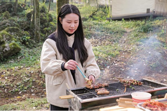 玩国潮、赏花果、住民宿，四方山康养旅游度假区—— 项目“上新”提速 游玩体验升级