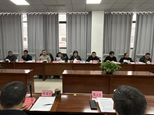 汇聚专家智慧 驱动产业创新——营山县汇思电气县级专家工作站成功通过评审
