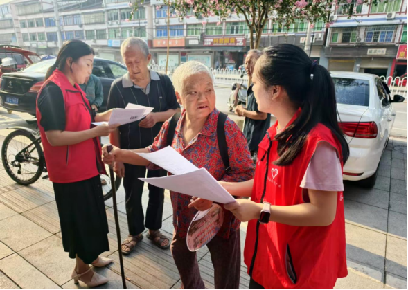 护安镇开展民法典集中宣传活动